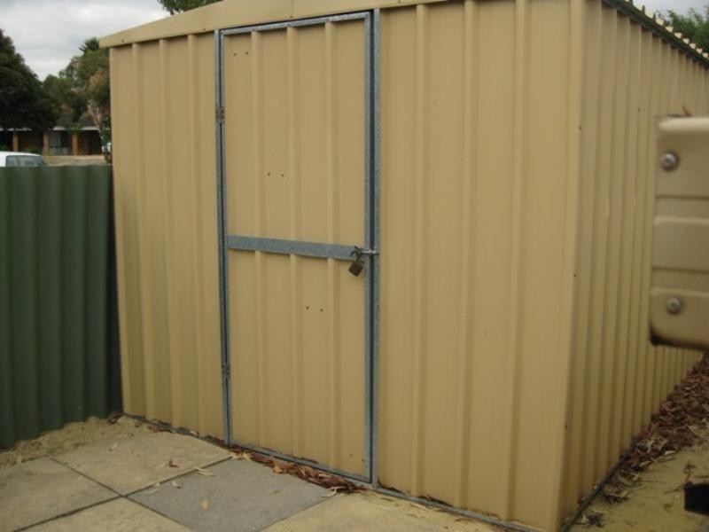 9 Northend Close, Swan View WA 6056