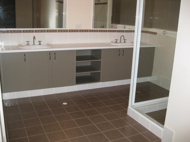 5 Minnow Drive, Aveley WA 6069