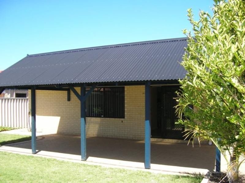 4 Endora Mews, Stratton WA 6056