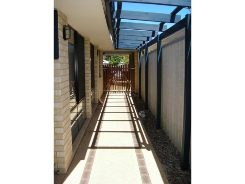 4 Endora Mews, Stratton WA 6056