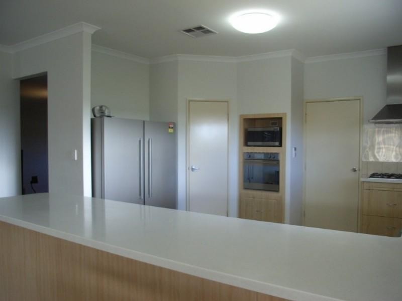 45 Aquarian Drive, Jane Brook WA 6056