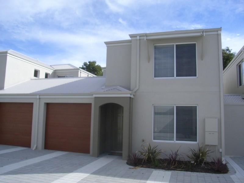 2/12 Charles East Street, Midland WA 6056