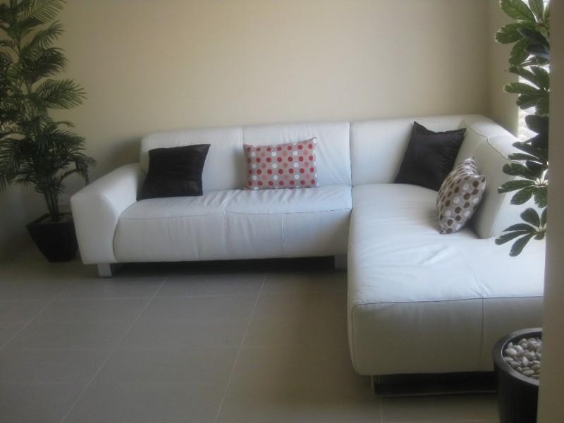 2/12 Charles East Street, Midland WA 6056