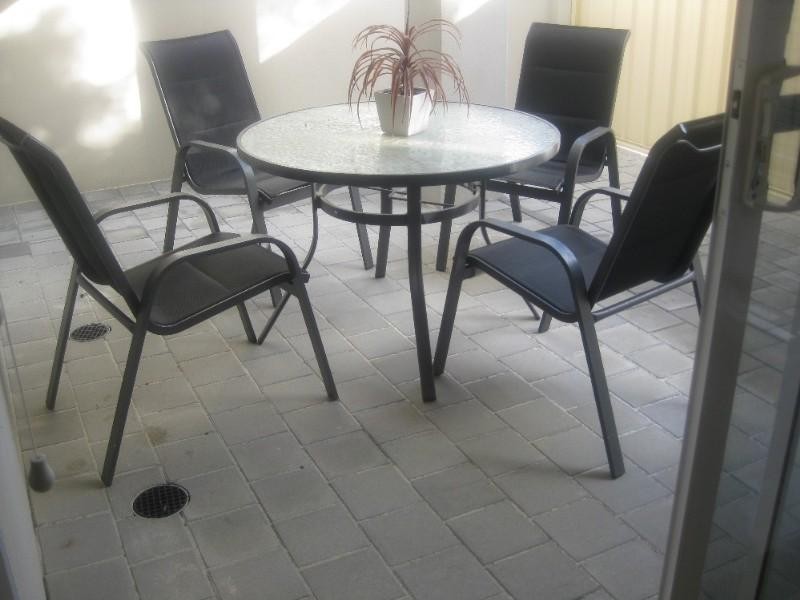 2/12 Charles East Street, Midland WA 6056