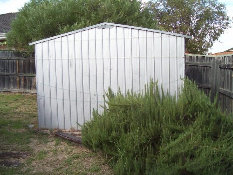 26 Kangaroo Ent, Stratton WA 6056