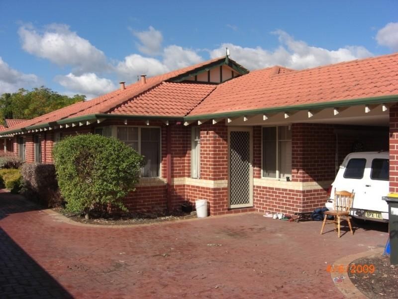 2/14 Loton Avenue, Midland WA 6056