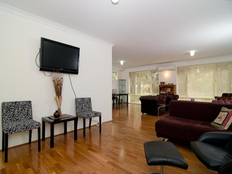 10 Ridge Road, Glen Forrest WA 6071