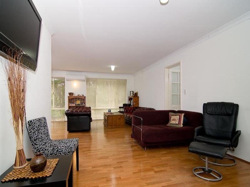 10 Ridge Road, Glen Forrest WA 6071