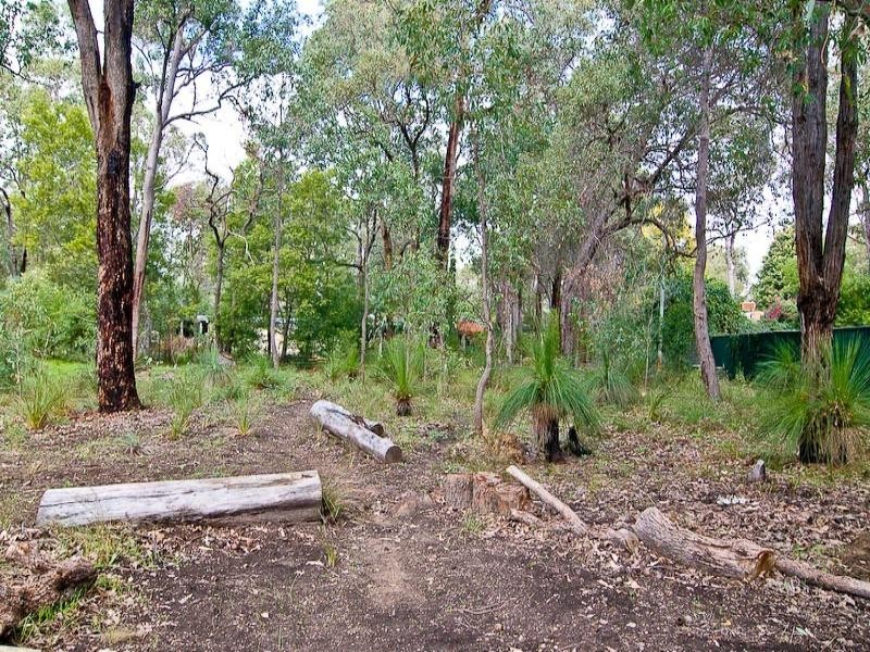 10 Ridge Road, Glen Forrest WA 6071