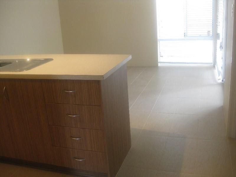 3/12 Charles East Street, Midland WA 6056