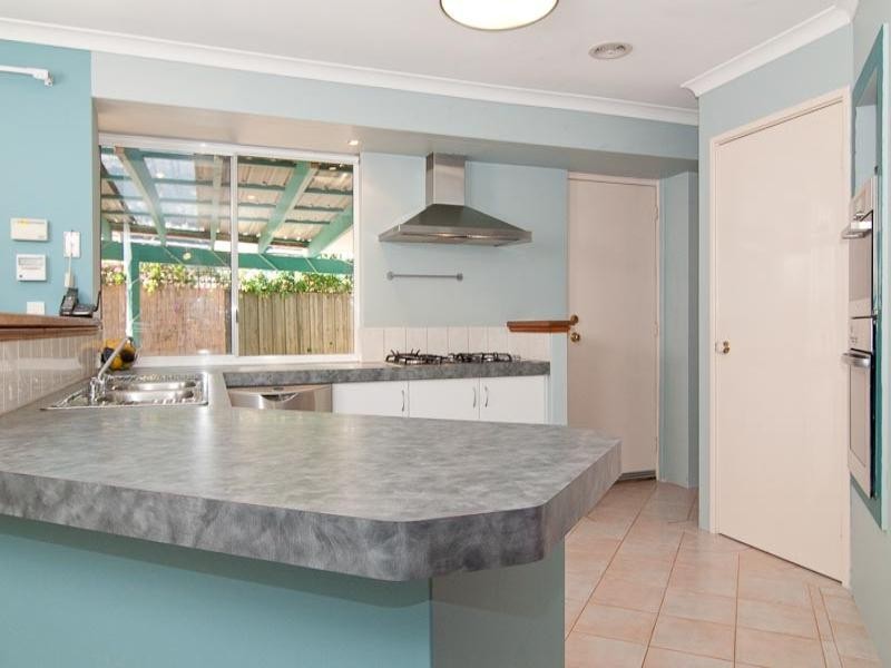 11 Bollinger Close, The Vines WA 6069