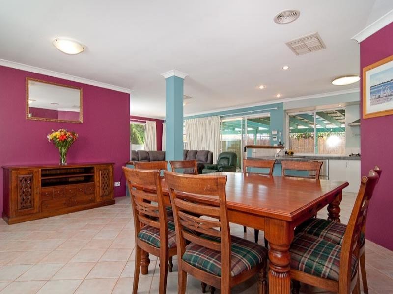 11 Bollinger Close, The Vines WA 6069