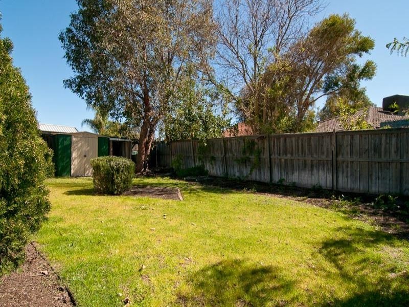 11 Bollinger Close, The Vines WA 6069