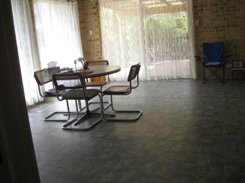 12 Cockatoo Drive, Mundaring WA 6073