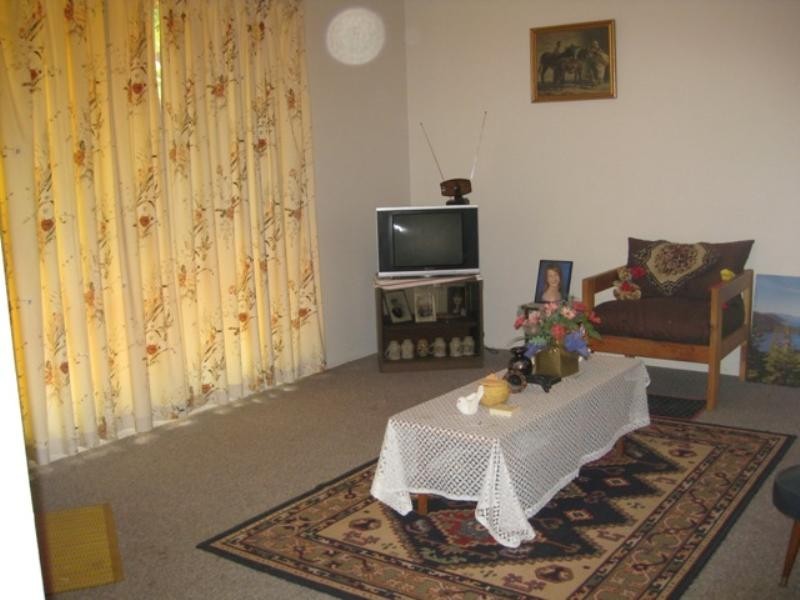 12 Cockatoo Drive, Mundaring WA 6073