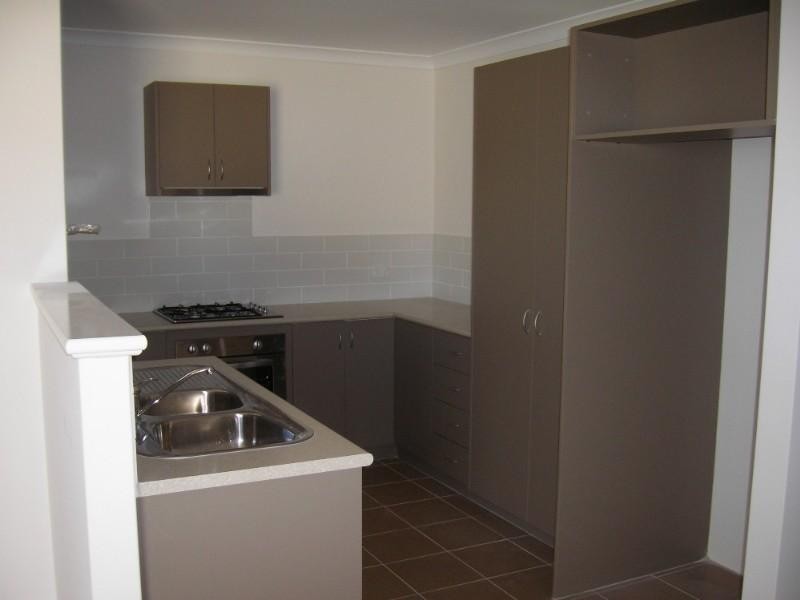 11/7-9 Templeman Place, Midland WA 6056