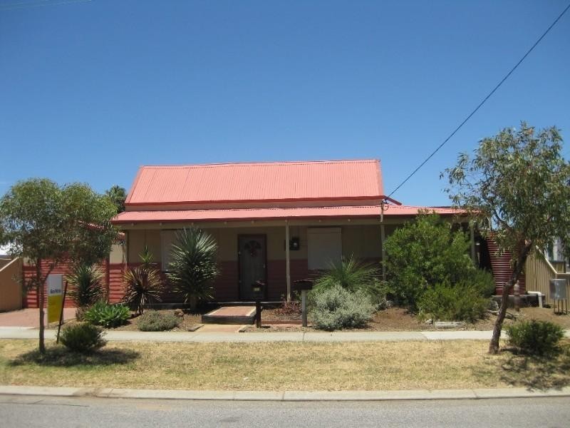 39 Margaret Street, Midland WA 6056