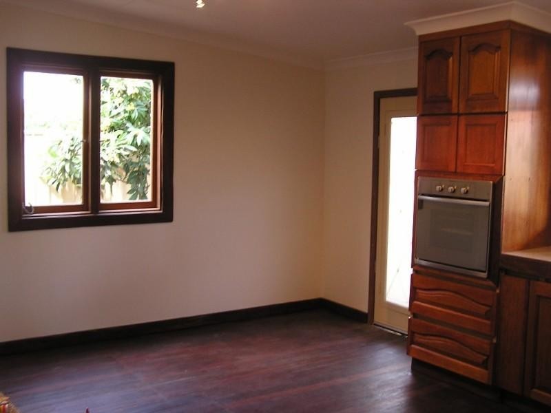 39 Margaret Street, Midland WA 6056