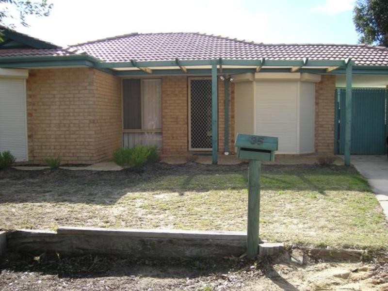 35 Lewis Jones Cross, Stratton WA 6056
