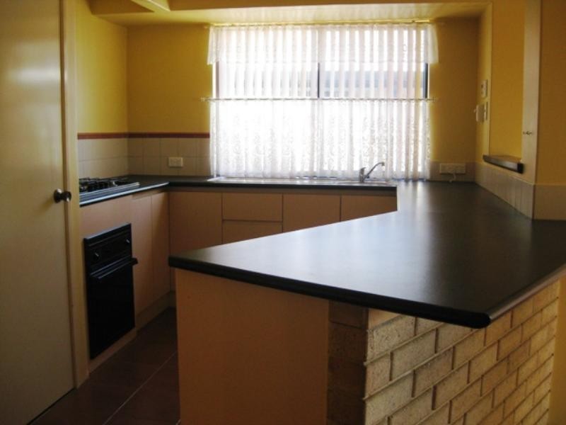 39 Kangaroo Ent, Stratton WA 6056