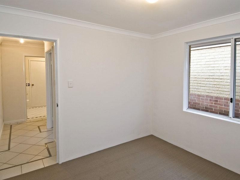 2/4 Norn Close, South Guildford WA 6055