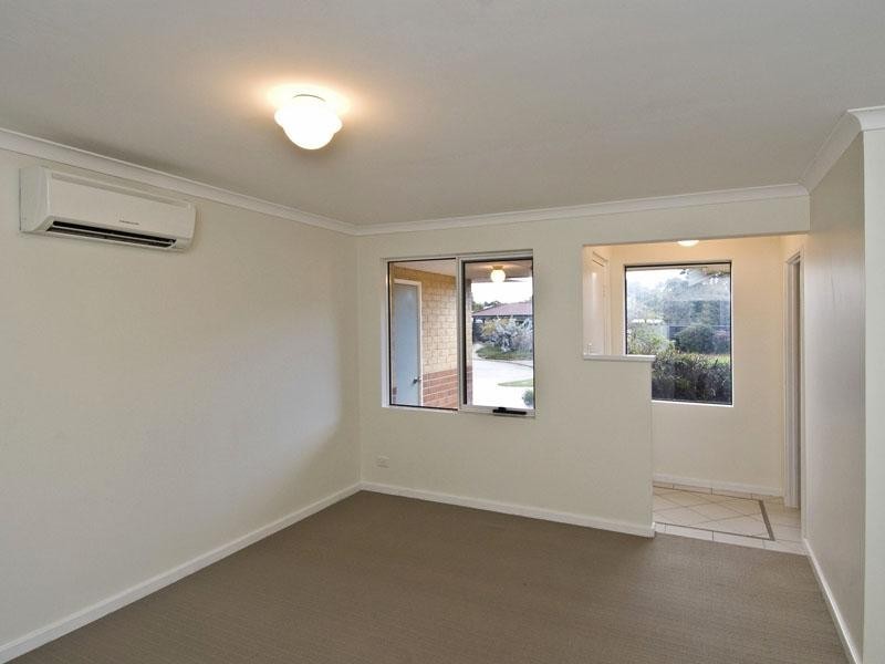 2/4 Norn Close, South Guildford WA 6055