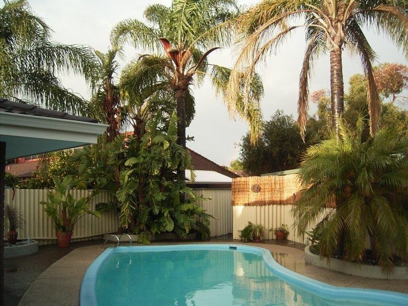 5 Marigold Grove, Ballajura WA 6066