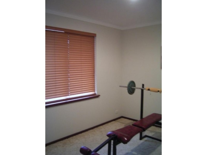 5 Marigold Grove, Ballajura WA 6066