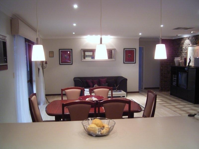 5 Marigold Grove, Ballajura WA 6066