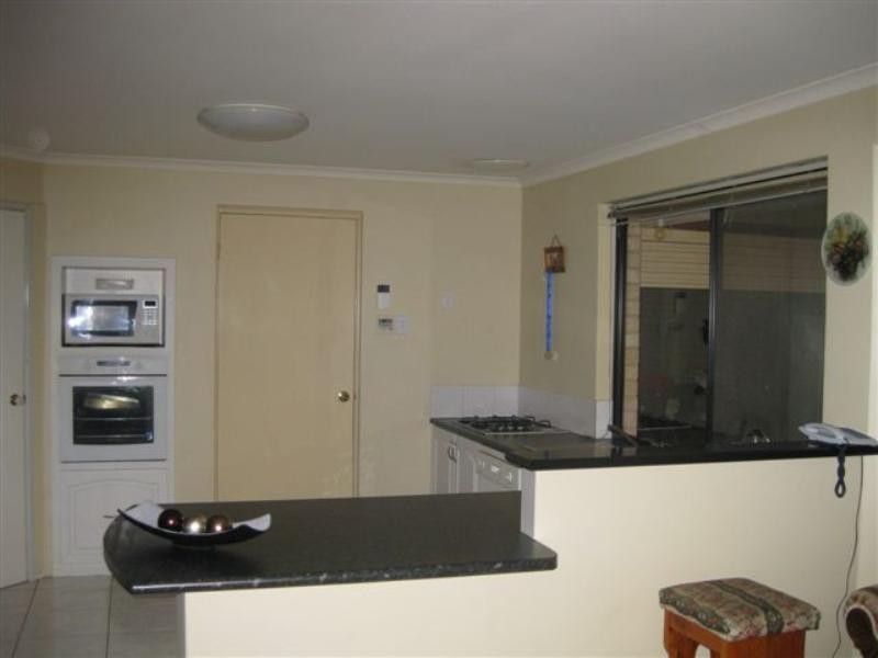 96 Talbot Road, Swan View WA 6056