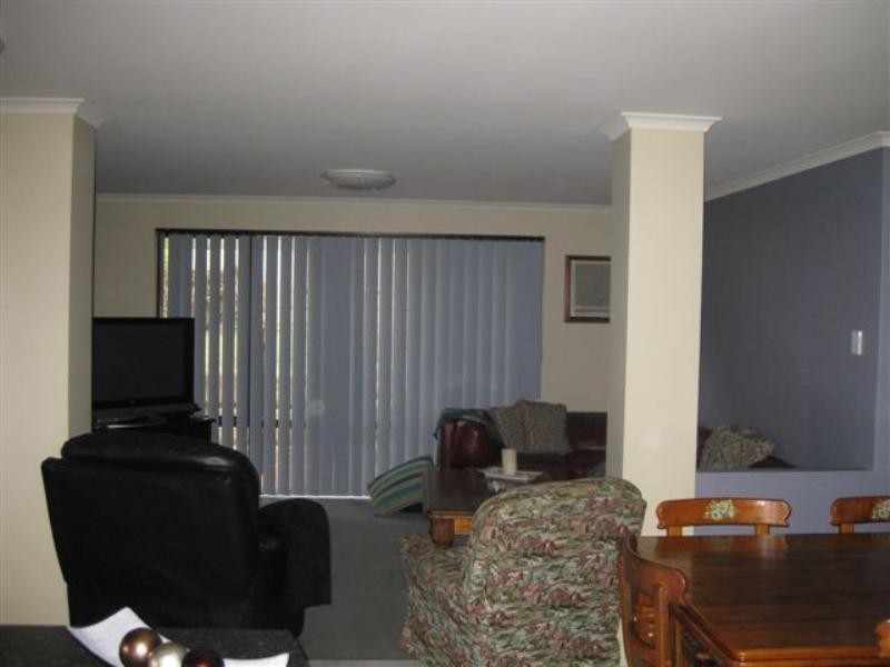 96 Talbot Road, Swan View WA 6056