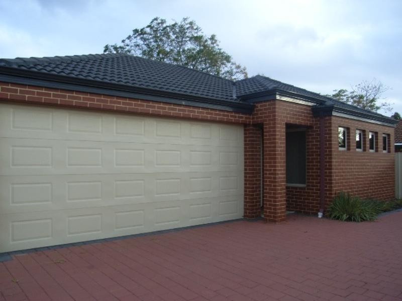 4/15 Mathoura Street, Midland WA 6056