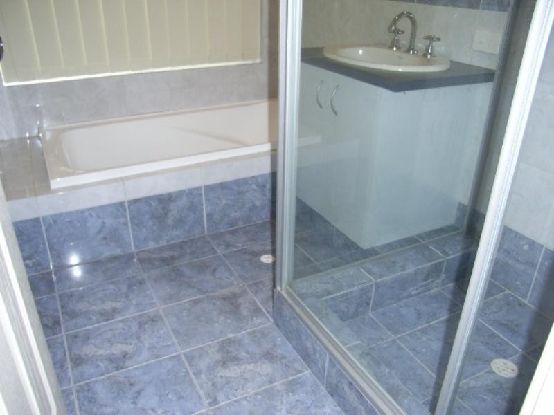 4/15 Mathoura Street, Midland WA 6056