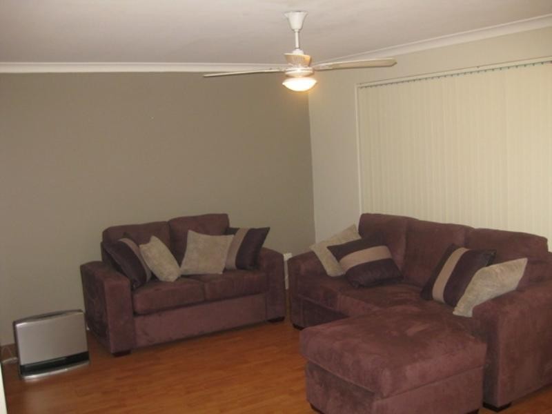 4 Bambra Mews, Stratton WA 6056