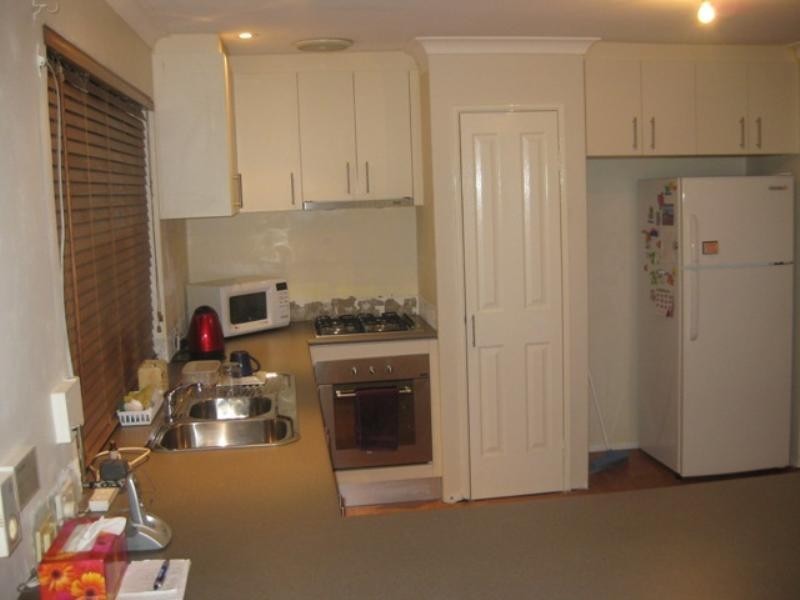 4 Bambra Mews, Stratton WA 6056