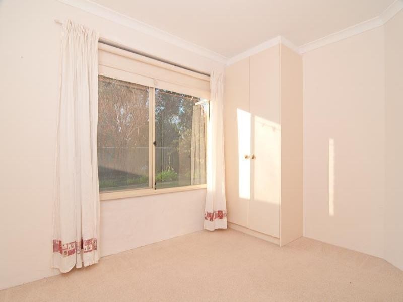 31 Little River Cove, Jane Brook WA 6056