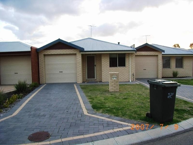 2/10 Warnock Lane, Midland WA 6056