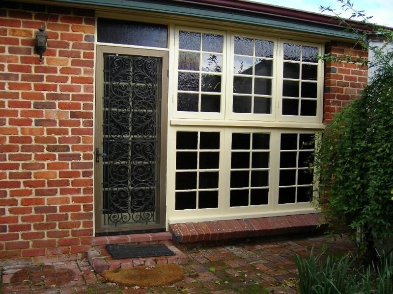 36 Charles Street, Midland WA 6056