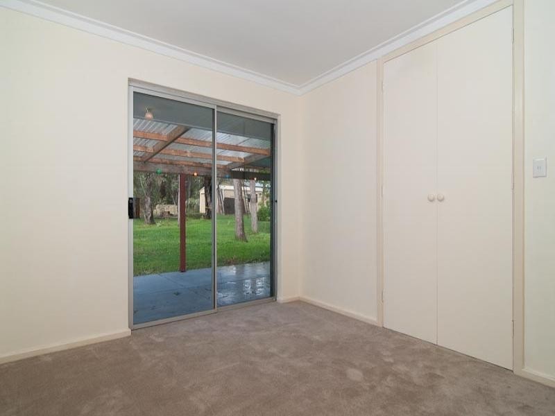 20 Ridge Road, Glen Forrest WA 6071