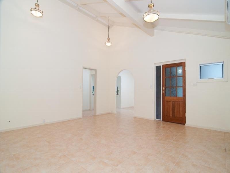 20 Ridge Road, Glen Forrest WA 6071