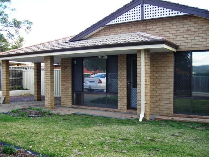 11 Yanderra Court, Stratton WA 6056