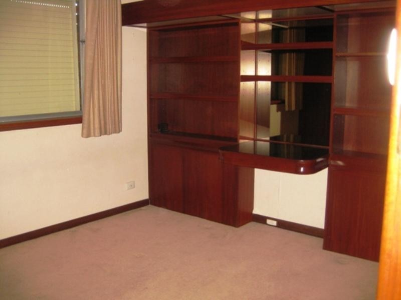 9 Kingsfield Avenue, Swan View WA 6056