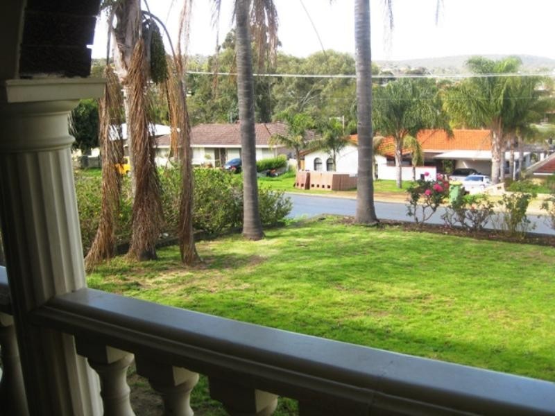 9 Kingsfield Avenue, Swan View WA 6056