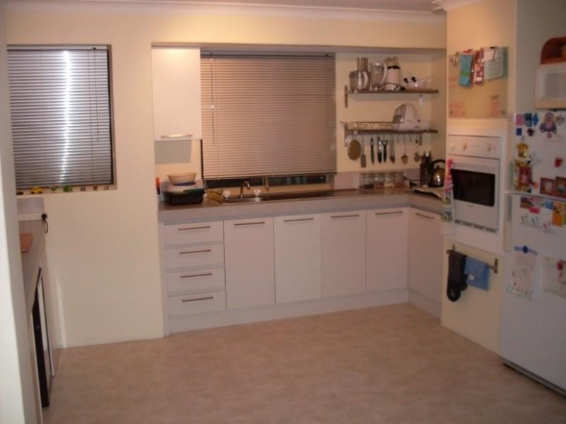 25 Wenstead Place, Stratton WA 6056