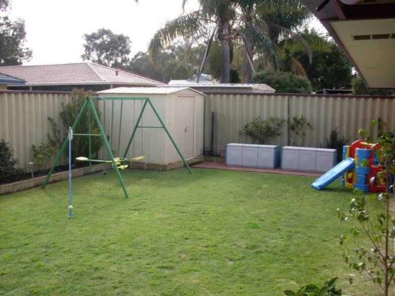 25 Wenstead Place, Stratton WA 6056