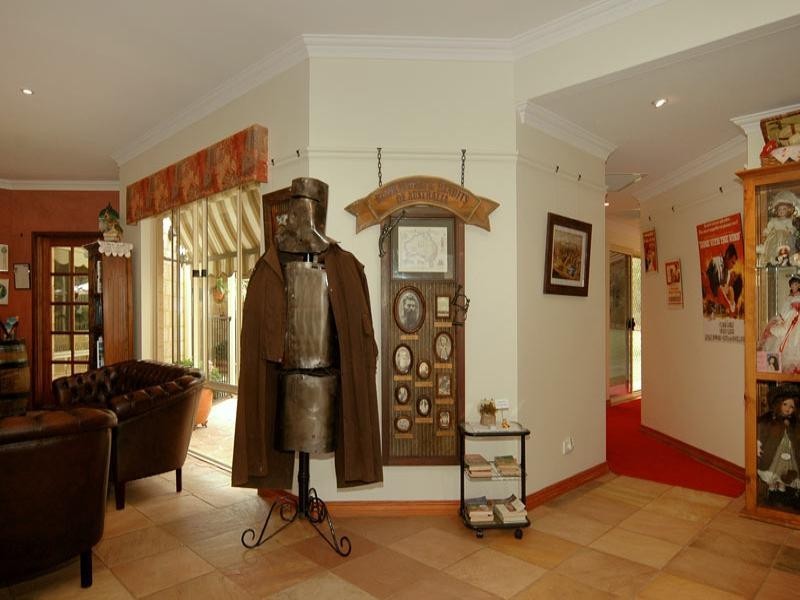 131 Lakeview Drive, Gidgegannup WA 6083