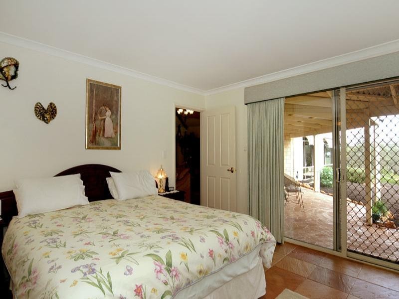 131 Lakeview Drive, Gidgegannup WA 6083