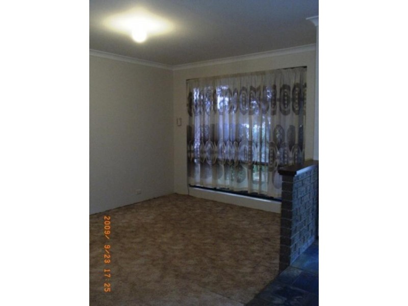 118 Blackadder Road, Swan View WA 6056