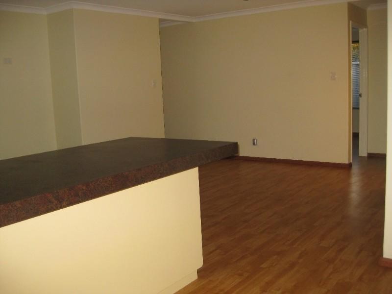 52 Edwards Entrance, Stratton WA 6056