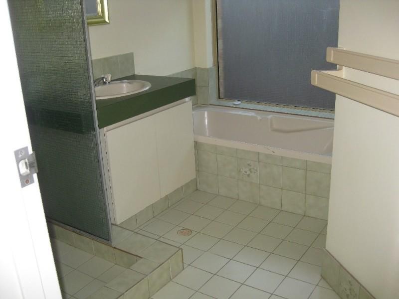 52 Edwards Entrance, Stratton WA 6056